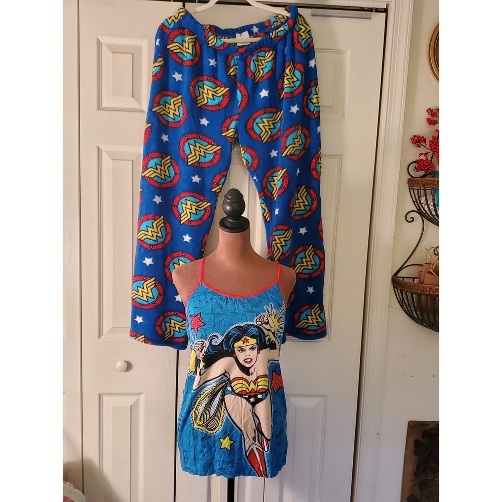 Wonder Woman Pajama Set XL Tank Top & Pants Loungewear Sleepwear DC Comics